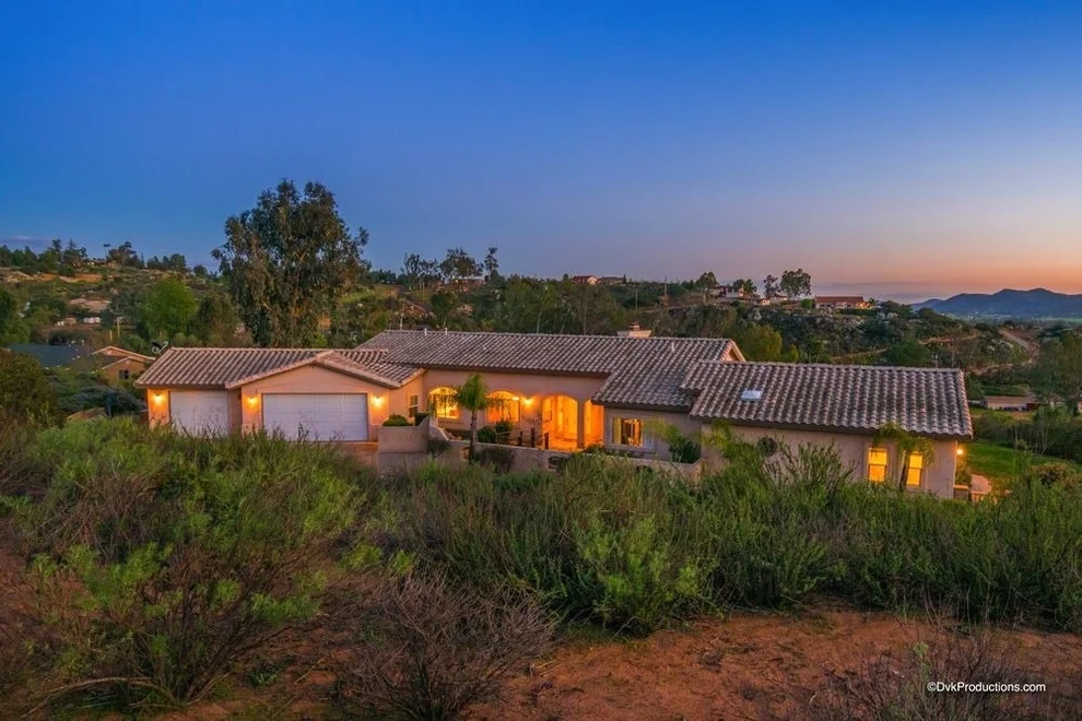 Unit for sale at 1127 Cedar Summit Dr, Ramona, CA 92065