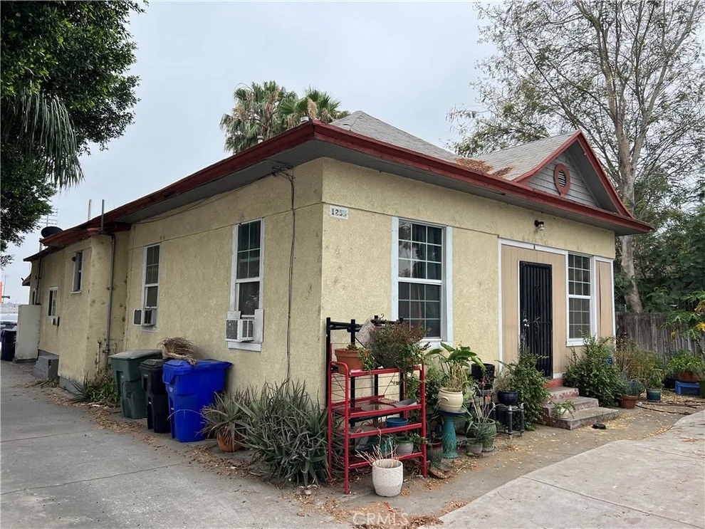 Unit for sale at 1255 W 5th, San Bernardino, CA 92411