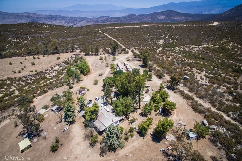 Unit for sale at 32305 Red Mountain Road, Hemet, CA 92544