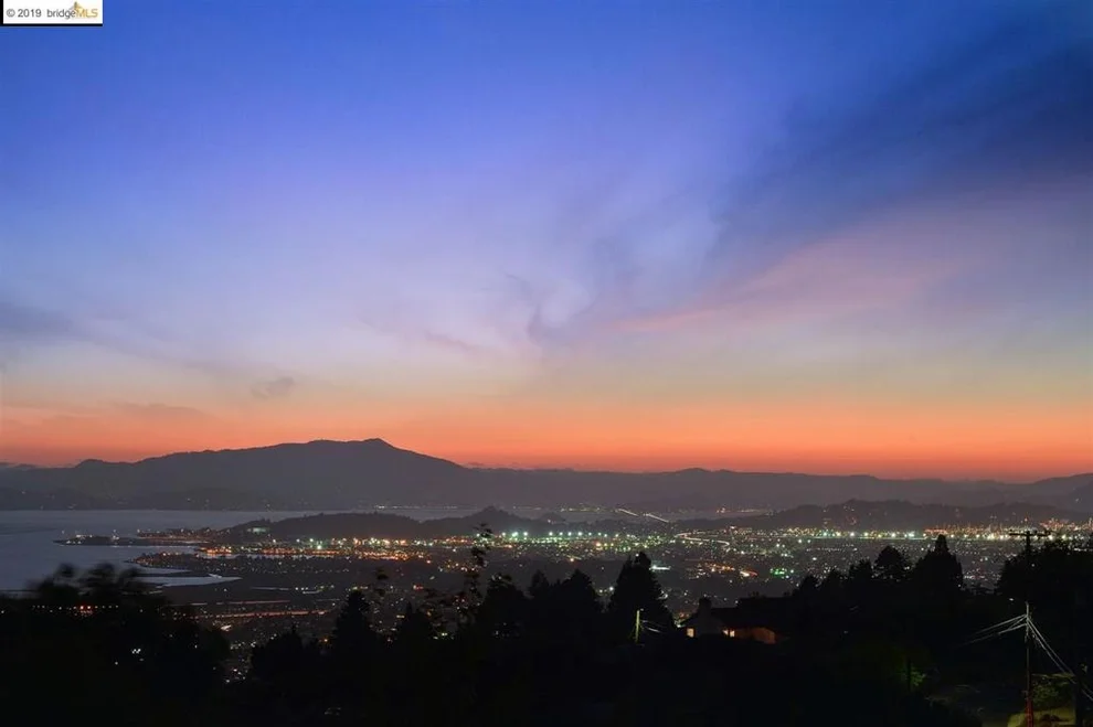 Unit for sale at 208 Columbia Ave, Kensington, CA 94708