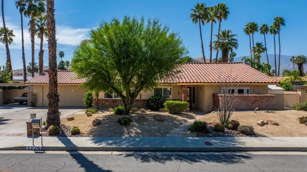 Unit for sale at 3175 E Loma Vista Circle, Palm Springs, CA 92264