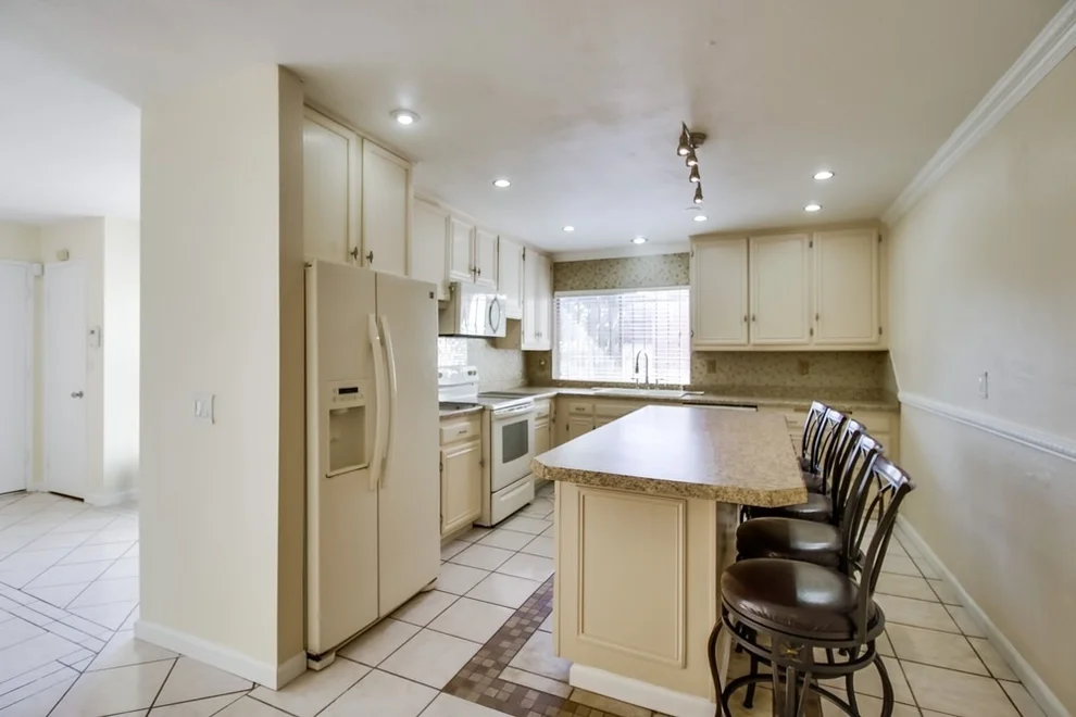Unit for sale at 238 Regency Court, Chula Vista, CA 91911