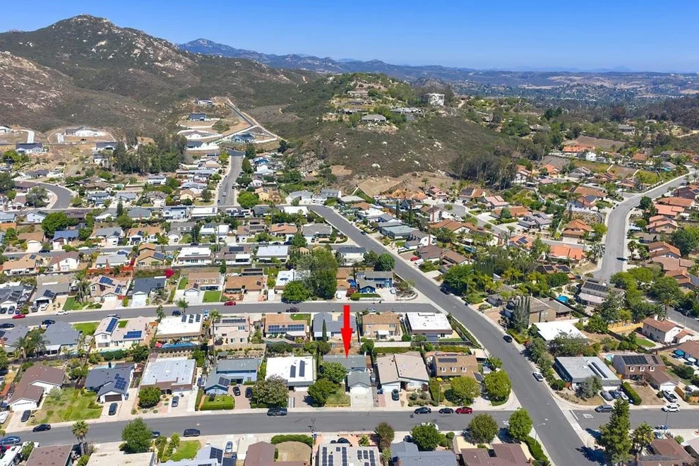 Unit for sale at 15019 Amso Street, Poway, CA 92064
