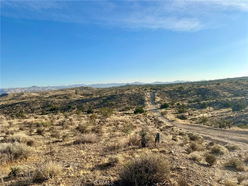 Unit for sale at 47 Melody Lane, Yucca Valley, CA 92284