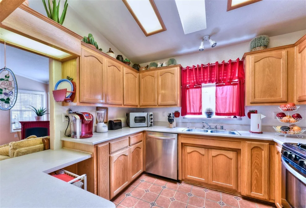 Unit for sale at 46 Via Nomentana, Chula Vista, CA 91910