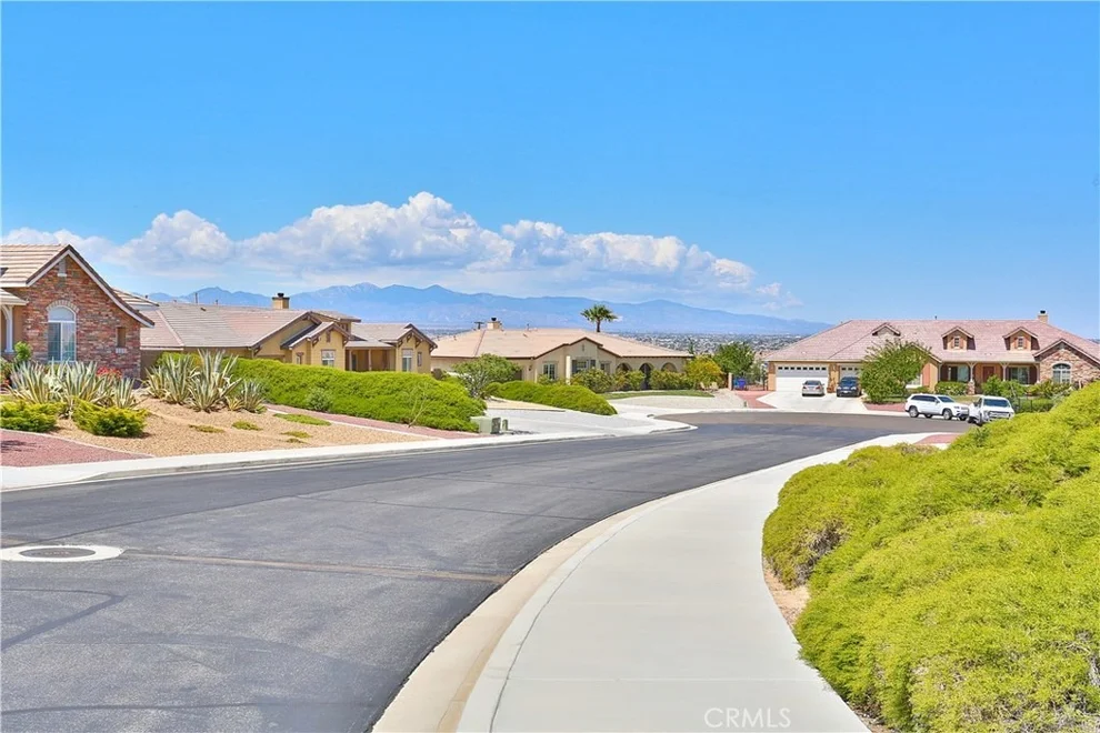 Unit for sale at 20223 Pippin Court, Apple Valley, CA 92308