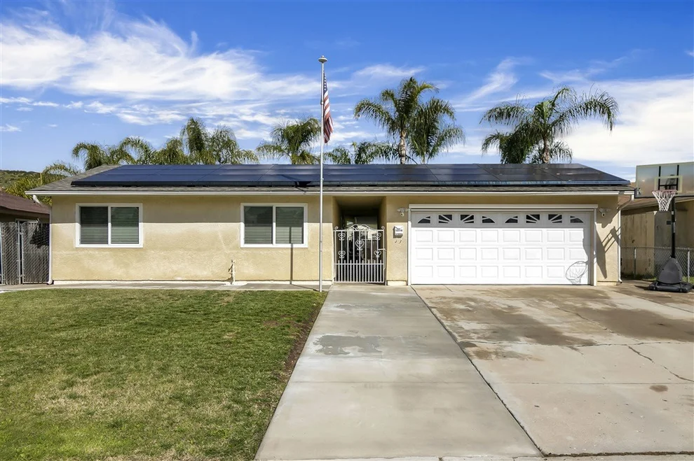 Unit for sale at 13116 Chrissy Way, Lakeside, CA 92040