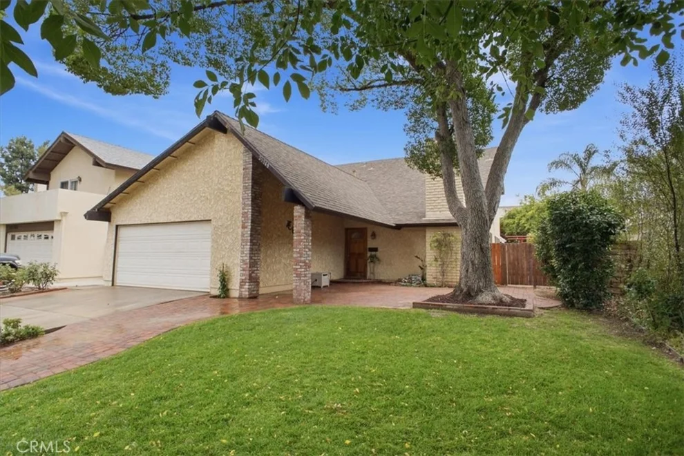 Unit for sale at 25348 Via Palacio, Valencia, CA 91355