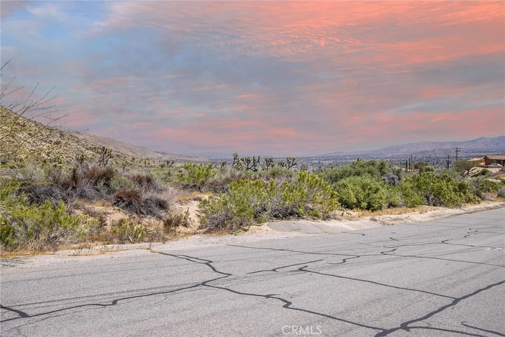Unit for sale at 54129 Pinon Drive, Yucca Valley, CA 92284