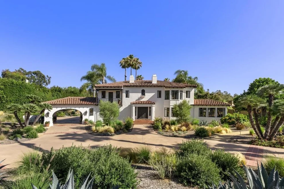 Unit for sale at 16591 Via Lago Azul, Rancho Santa Fe, CA 92067