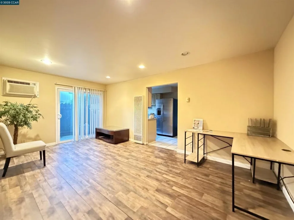 Unit for sale at 1133 Meadow Ln, Concord, CA 94520