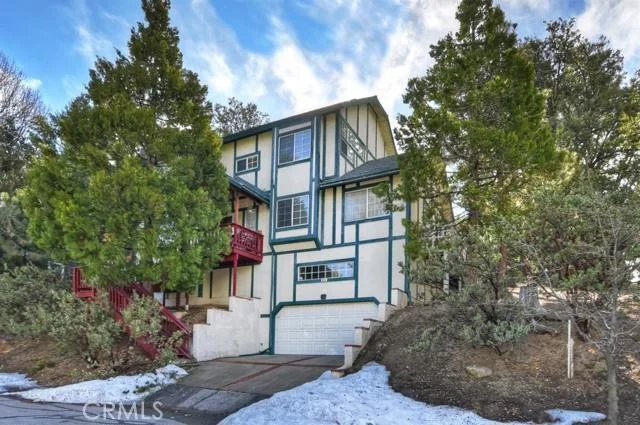Unit for sale at 955 Teakwood Drive, Lake Arrowhead, CA 92352