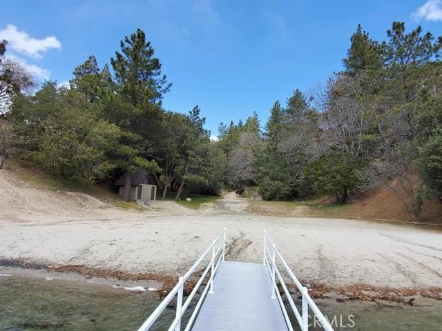 Unit for sale at 3 20 NSM3-20 STATE HIGHWAY 173, Lake Arrowhead, CA 92352