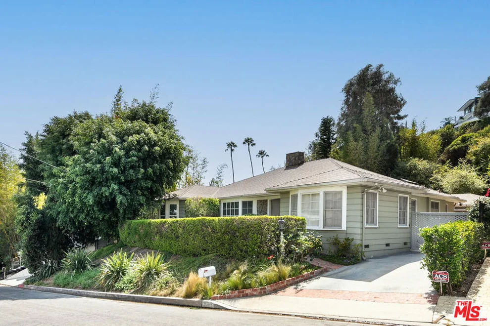 Unit for sale at 1545 N Doheny Drive, Los Angeles, CA 90069