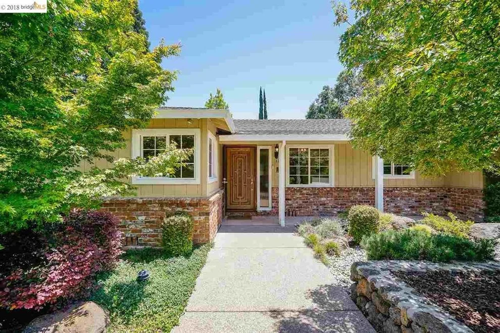 Unit for sale at 315 Bonanza Way, Danville, CA 94526