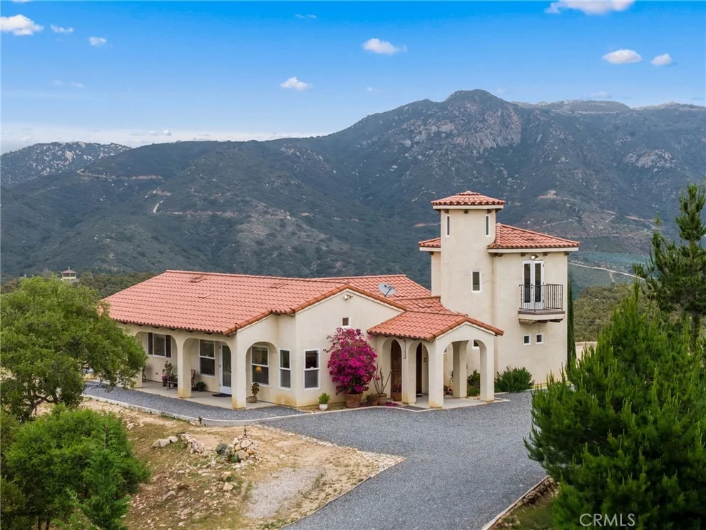 Unit for sale at 2389 Eric Road, Fallbrook, CA 92028