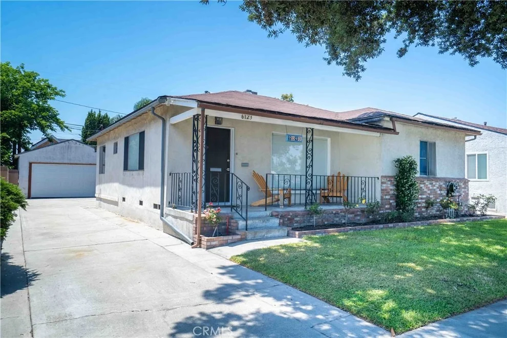 Unit for sale at 6123 Bellflower Road, Lakewood, CA 90713