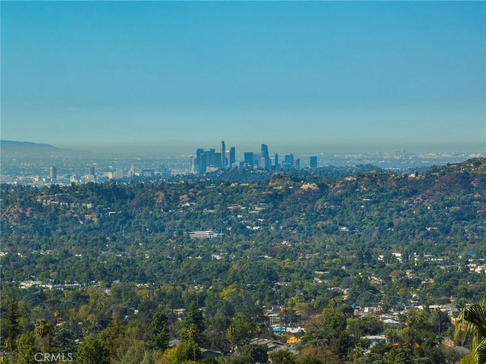 Unit for sale at 446 Devonwood Road, Altadena, CA 91001