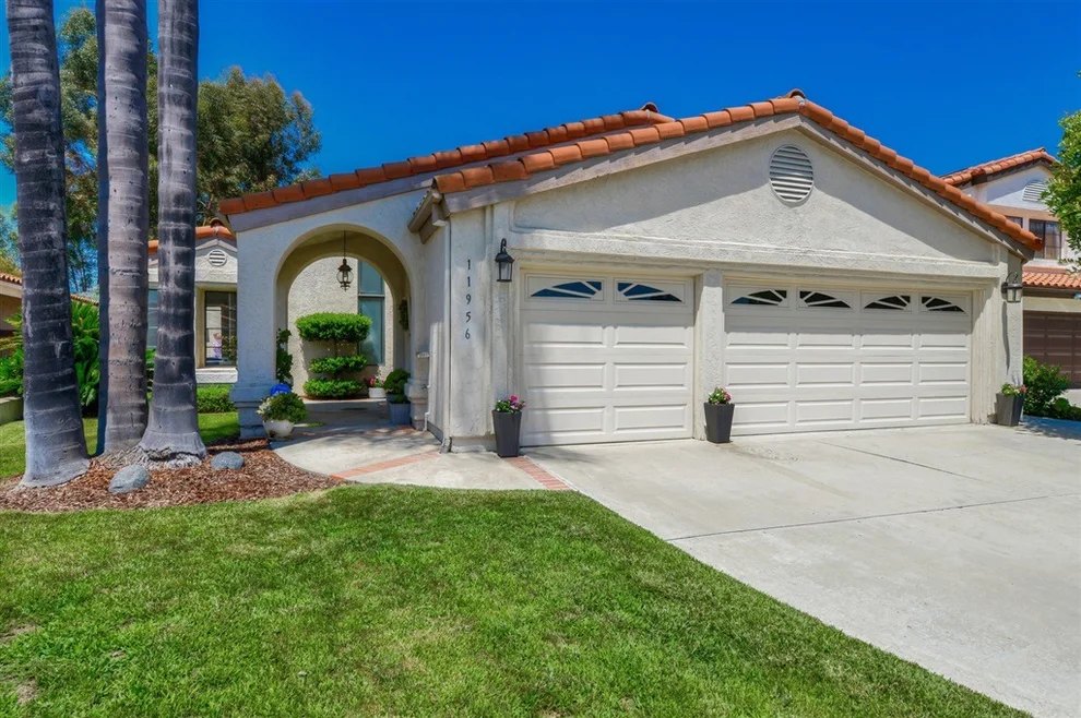 Unit for sale at 11956 Avenida Sivrita, San Diego, CA 92128