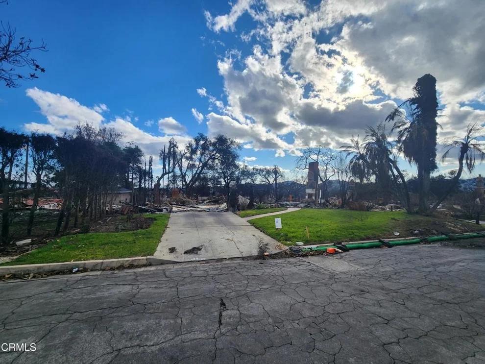 Unit for sale at 16 W Pine Street, Altadena, CA 91001