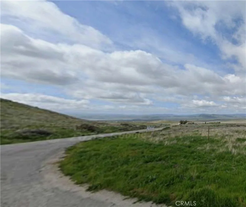 Unit for sale at 0 Bend Road, California Valley, CA 93453