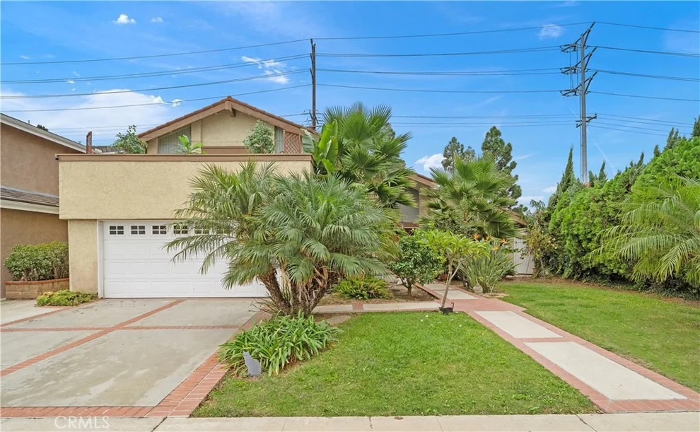 Unit for sale at 622 W Alpine Avenue, Santa Ana, CA 92707