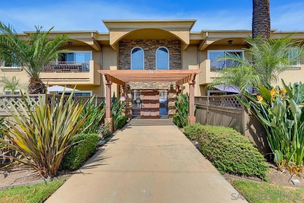 Unit for sale at 188 S Lincoln Ave, El Cajon, CA 92020
