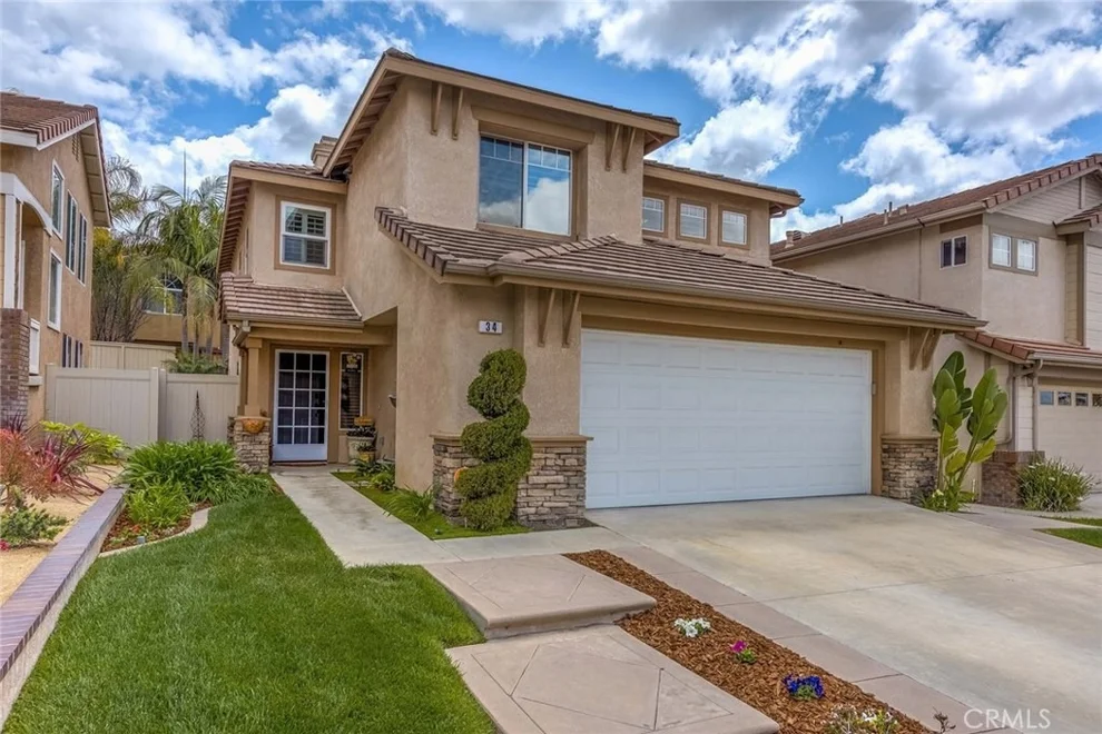 Unit for sale at 34 Lunette Avenue, Lake Forest, CA 92610