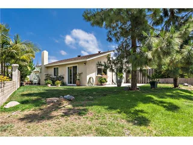 Unit for sale at 813 Caminito Del Sol, Carlsbad, CA 92011