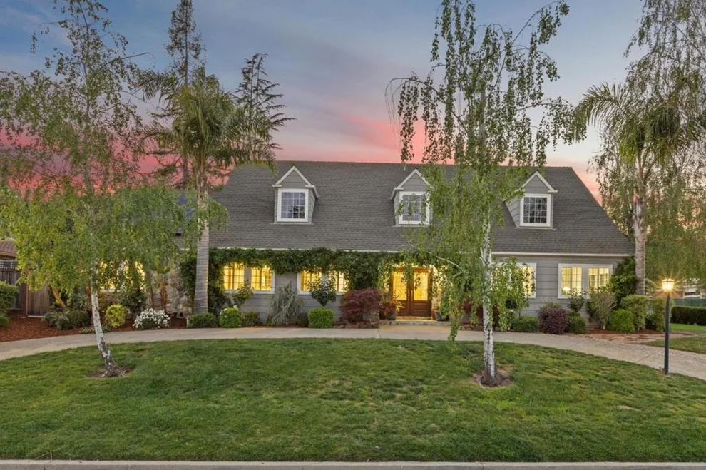 Unit for sale at 13841 Malcom Avenue, Saratoga, CA 95070