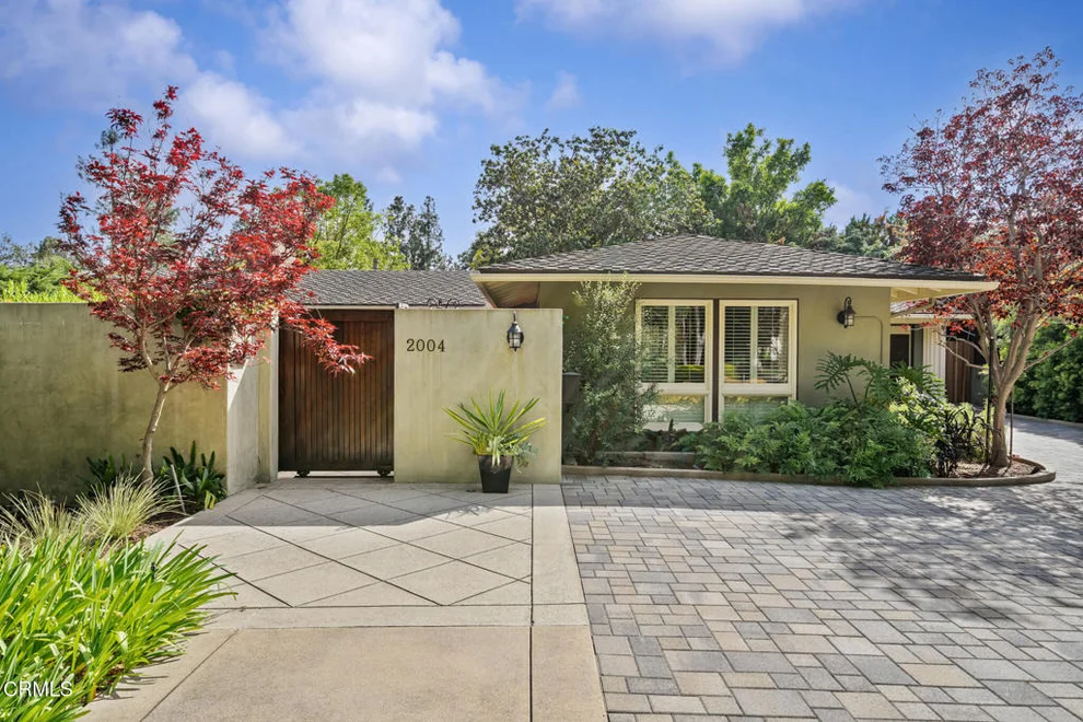 Unit for sale at 2004 Glenview Terrace, Altadena, CA 91001