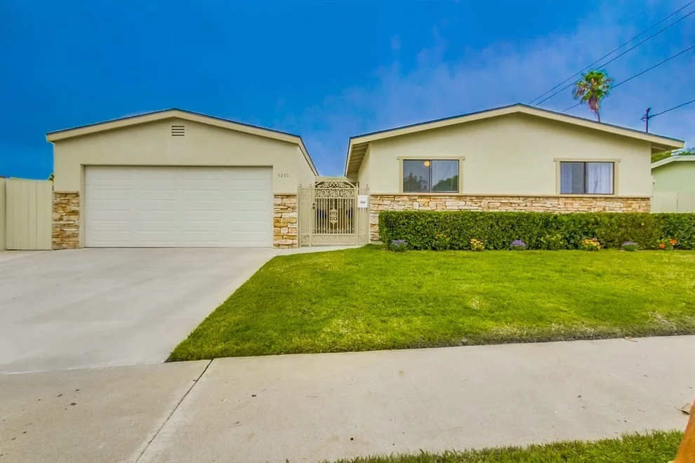 Unit for sale at 5230 Aberdeen St, San Diego, CA 92117