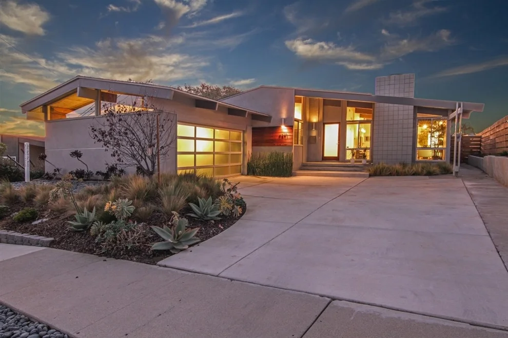 Unit for sale at 4841 Sparks Ave, San Diego, CA 92110