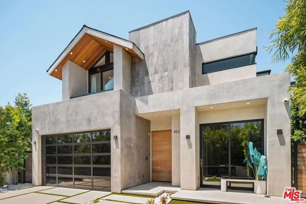 Unit for sale at 4527 Simpson Avenue, Studio City, CA 91607