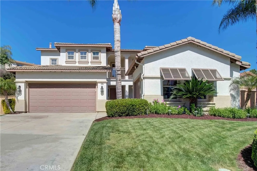Unit for sale at 26 Vista Toscana, Lake Elsinore, CA 92532