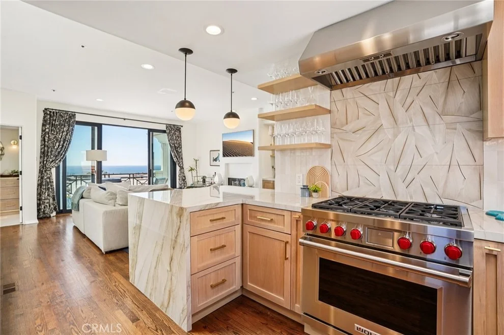 Unit for sale at 710 Manhattan Beach Boulevard, Manhattan Beach, CA 90266