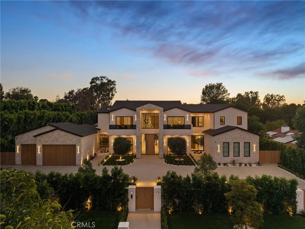 Unit for sale at 5343 Amestoy Avenue, Encino, CA 91316