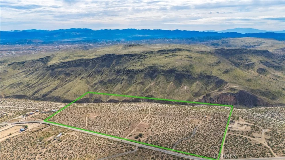 Unit for sale at 55455 Pipes Canyon, Pioneertown, CA 92268