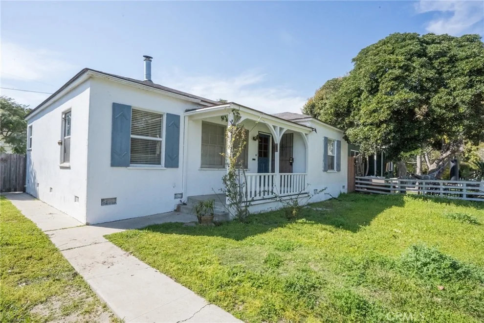 Unit for sale at 2811 Dell Avenue, Venice, CA 90291