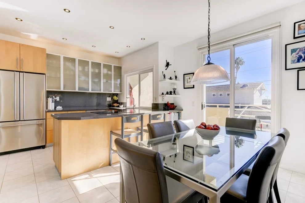 Unit for sale at 4674 Morrell Street, San Diego, CA 92109