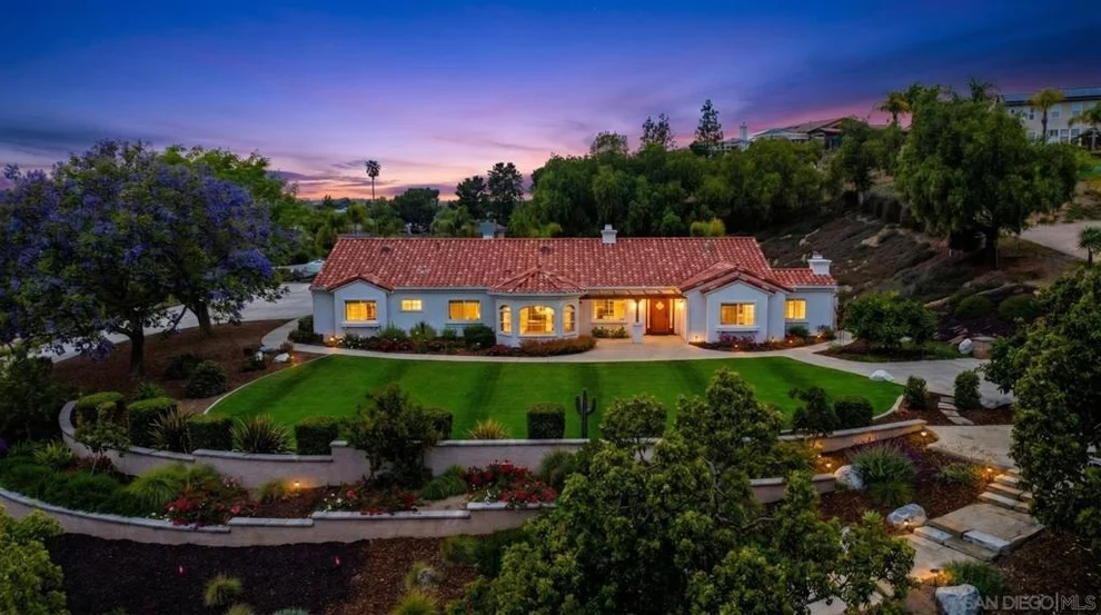 Unit for sale at 1010 Buena Suerte, Fallbrook, CA 92028