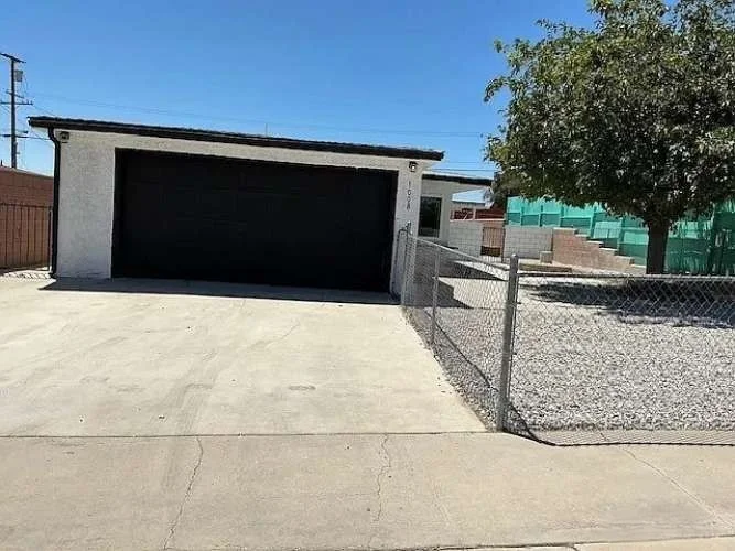 Unit for sale at 1008 E Elizabeth Street, Barstow, CA 92311