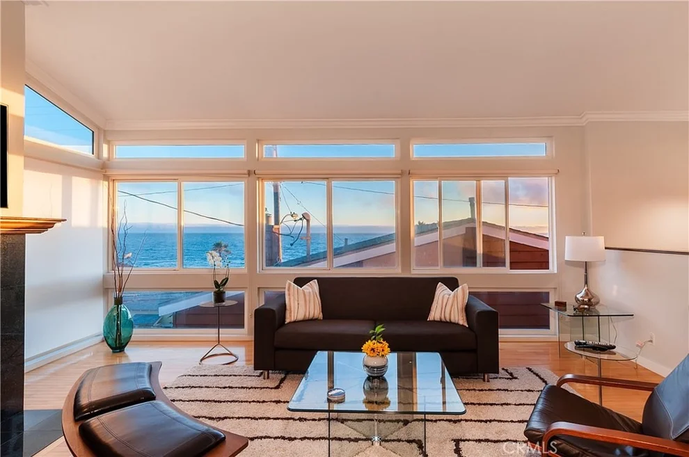Unit for sale at 4218 Ocean Drive, Manhattan Beach, CA 90266