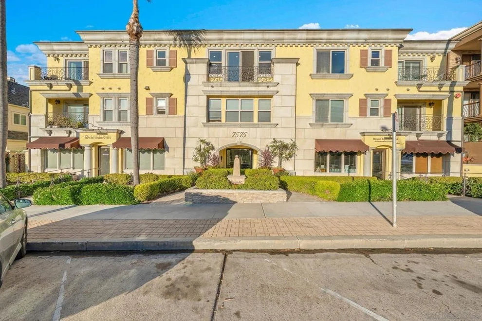 Unit for sale at 7575 Eads Ave, La Jolla, CA 92037