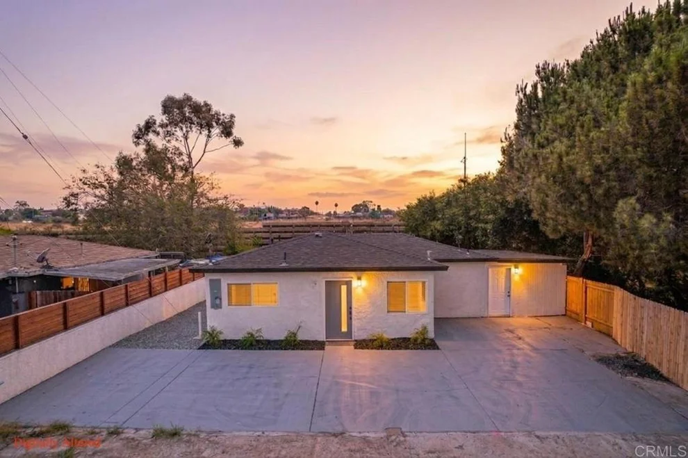 Unit for sale at 8 S Francis Street, San Diego, CA 92113