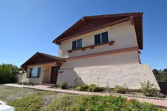 Unit for sale at 2141 Via Sonora, Oceanside, CA 92054