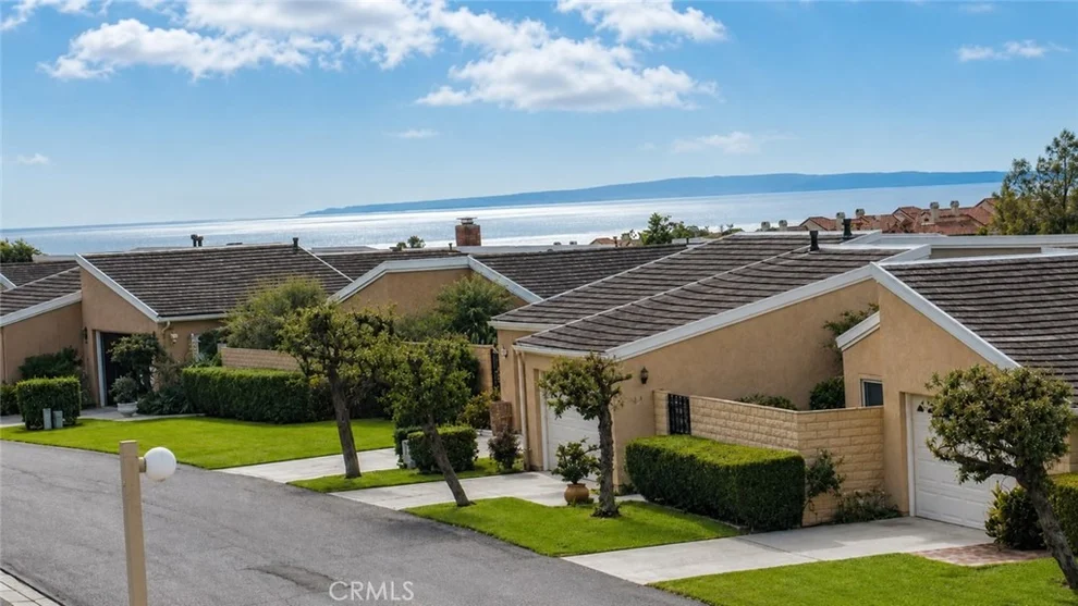 Unit for sale at 30991 Carrara Road, Laguna Niguel, CA 92677
