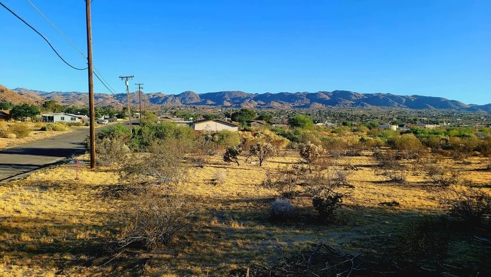 Unit for sale at 6186 El Reposo Street, Joshua Tree, CA 92252