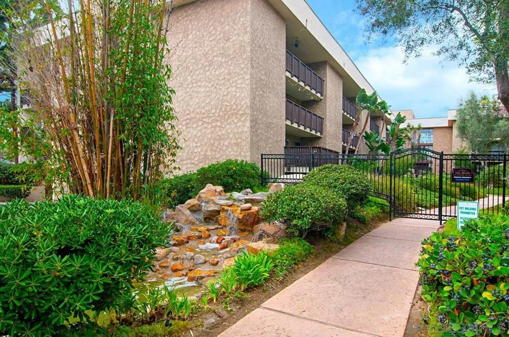 Unit for sale at 6406 Friars Rd, San Diego, CA 92108