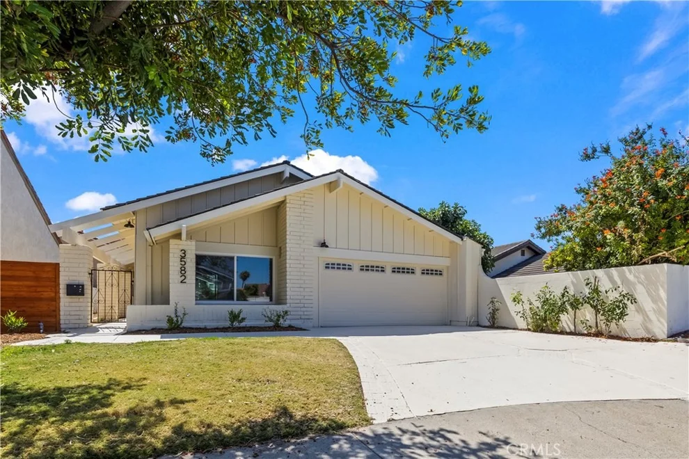Unit for sale at 3582 Carmel, Irvine, CA 92606